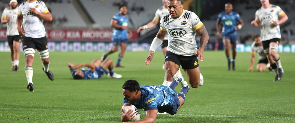 Blues sink Canes in Auckland with second-half blitz