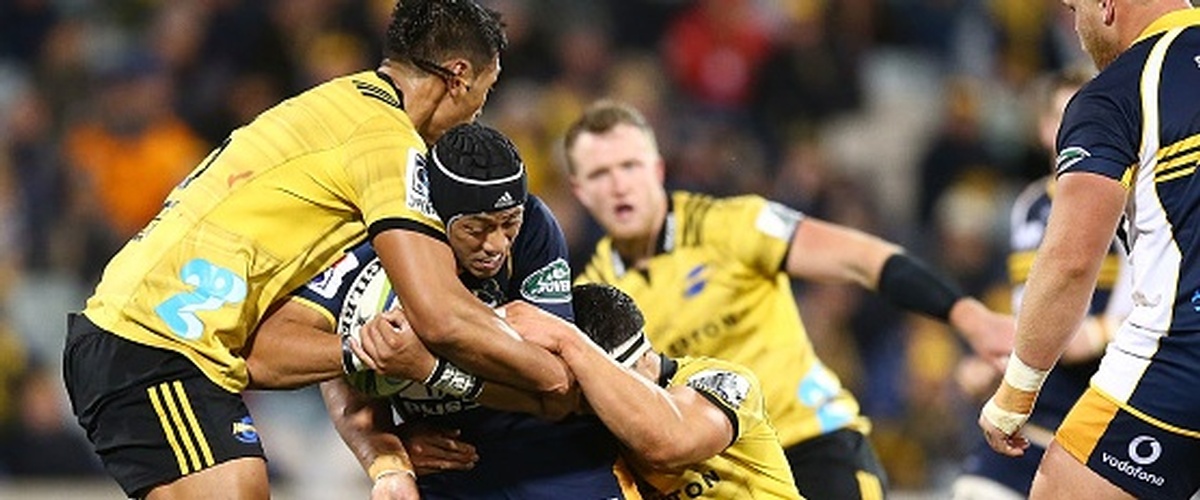 Four-try Brumbies stun Hurricanes in Canberra