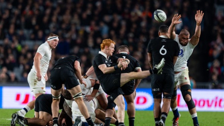 All Blacks Continue Unbeaten in Auckland Downing England