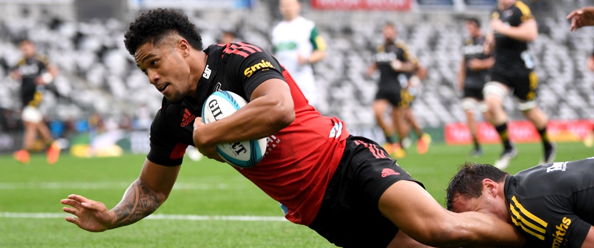 Chiefs, Crusaders claim Super Rugby wins