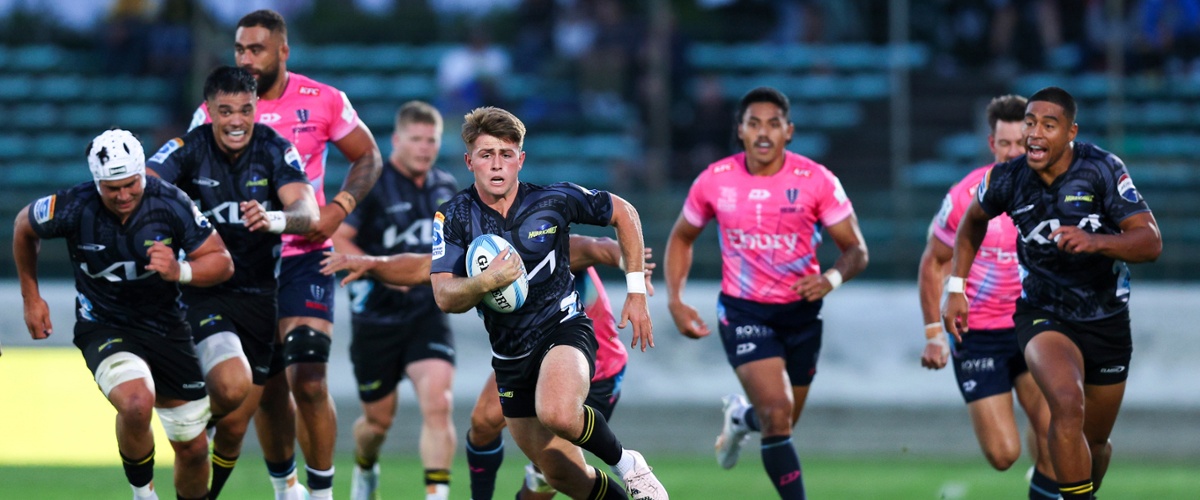 Rebels no match for Super table-topping Hurricanes