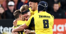 Hurricanes kick their way to Super Rugby top spot