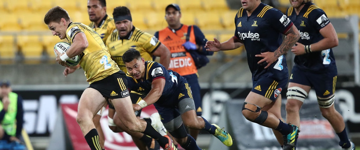 Hurricanes Take Close Win Over Highlanders
